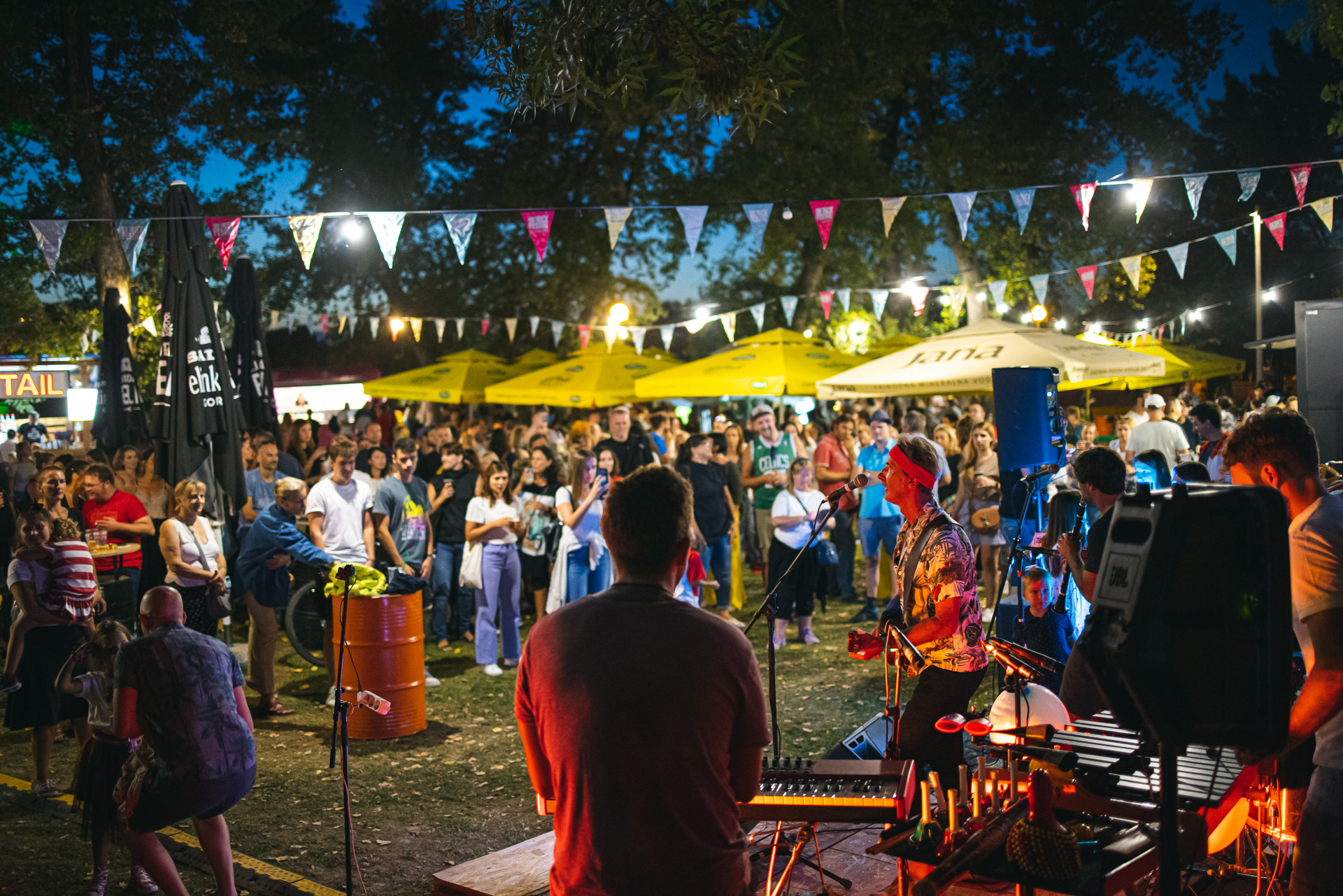 FOOD TRUCK FESTIVAL PREMIJERNO NA NAJŠARMANTNIJOJ LOKACIJI U ZAGREBU – BRITANCU